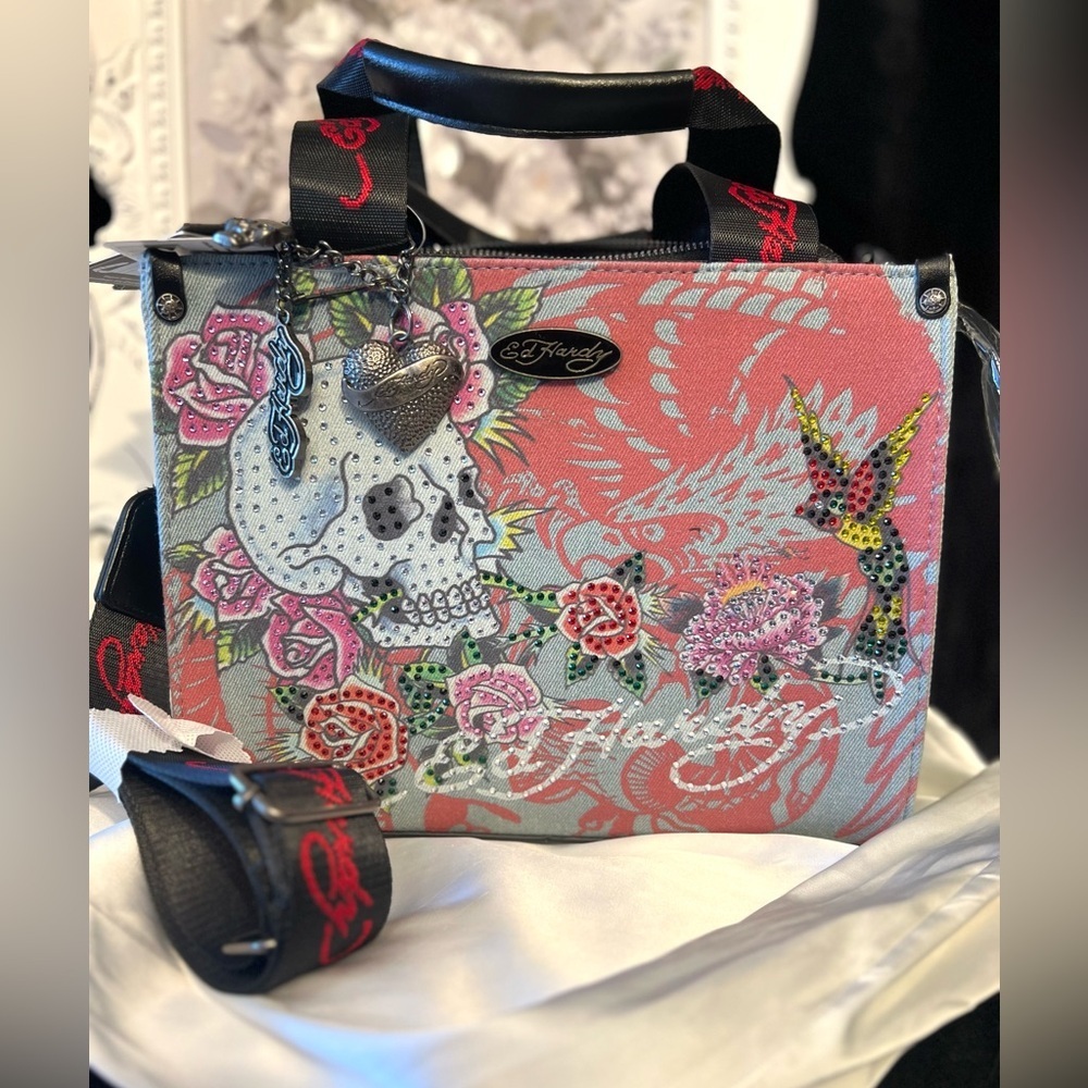 🌹☠️Ed Hardy Skull Rose Rhinestone Denim Tote🌹☠️-NWT - Picture 9 of 17